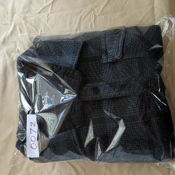 O'Neill Gray Lightweight Plaid Shirt Jacket - Picture 16 of 16